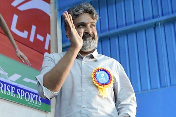 Rajamouli in Vizag, Didn't Take Long Break!