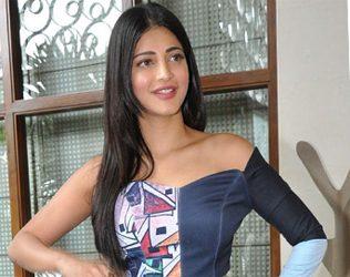 Setback Shruti Haasan Before Start For Next Baahubali - Sanghamitra
