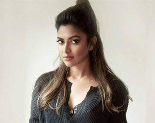 Amala Paul Gets Trolled Like her Lookalike's Way