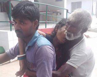Dead Body Woman Between Son and Husband in Purnea Hospitals Didn't Help