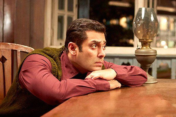 Disaster Reviews All Over Salman Khan! - Tubelight