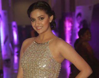 Keerthy Suresh Didn't Learn Lessons from Anushka Shetty Size Zero