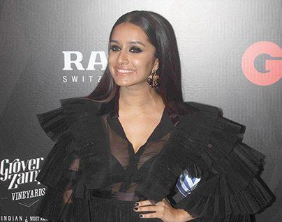 Killer Video: Demure Actress Shraddha Kapoor in Killer Mood