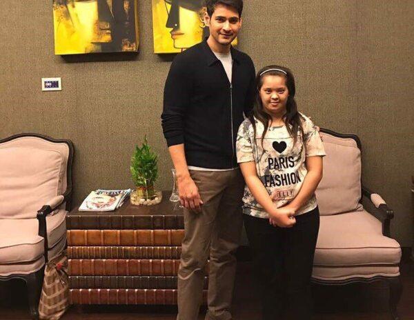 Mahesh Babu Took Time to Meet The Teenage Girl