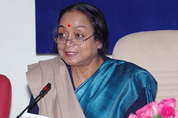 Meira Kumar Files Nomination with T Congress Leaders Signs
