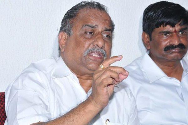 Mudragada Bats for Jagan and IYR Krishna Rao