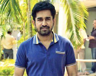 No Heroines, Vijay Antony Busy Completing Two Films!