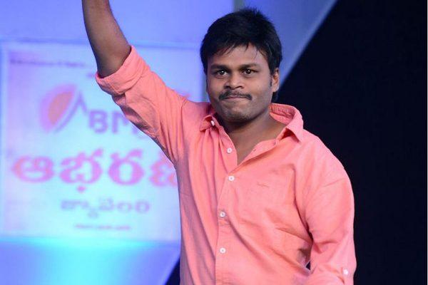 Sapthagiri Hero Vs Comedian
