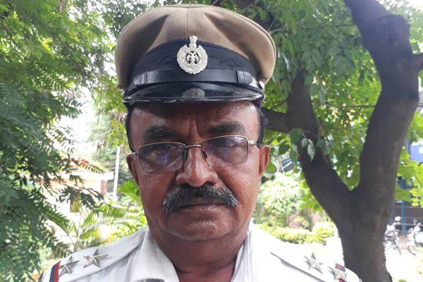 Traffic Police Rewarded for Holding the President Convoy