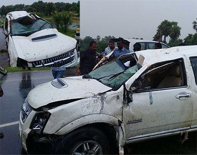 AP Minister Adinarayana Reddy's Convoy Car Hits Divider-Shifted to Hospital