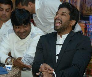 Allu Arjun Duvvada Jagannadham Promotions New Jersey Photos Images
