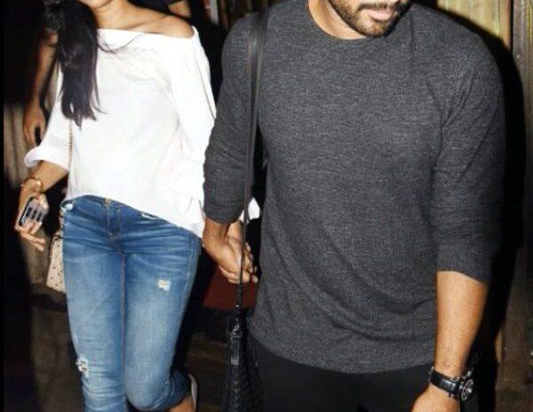 Allu Arjun Late Night Dinner with Sneha