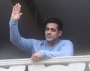 Bodyguards Reveal Salman Khan Bad Temper