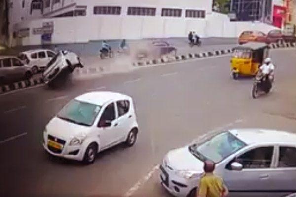 CCTV shows Spot Banjara Hills Car Accident