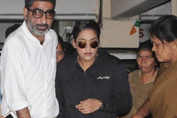Actress-Mumaith-Khan-appears-before-SIT-in-drug-case