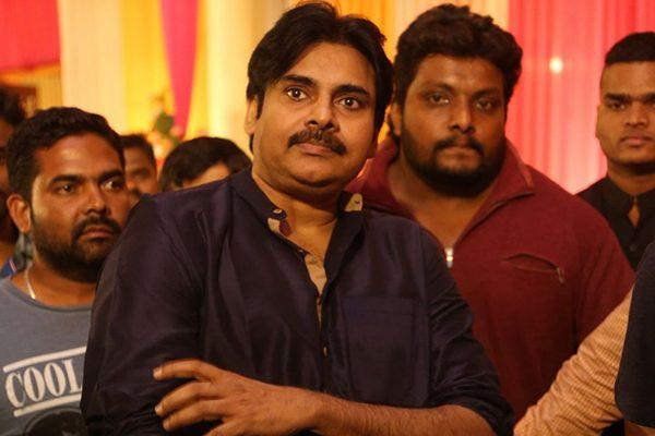 Pawan-Kalyan's-Vizag-and-Amaravati-Tour-for-Uddhanam!