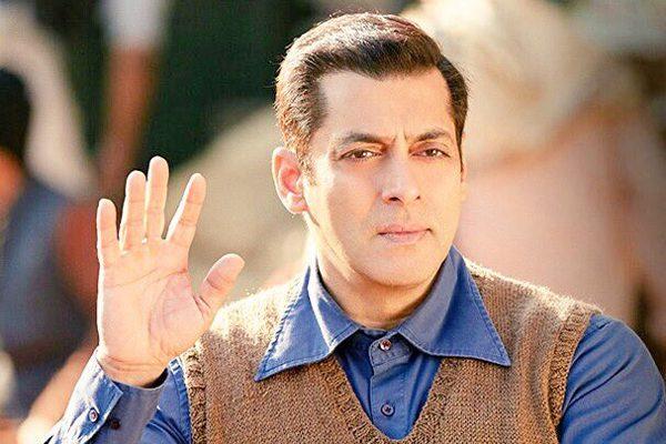 Salman Khan to Return 40-50 Crore Losses of Tubelight