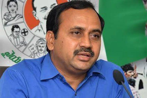 Supreme Refuses to Entertain YSRCP's Objection on AmaravatiSupreme Refuses to Entertain YSRCP's Objection on Amaravati