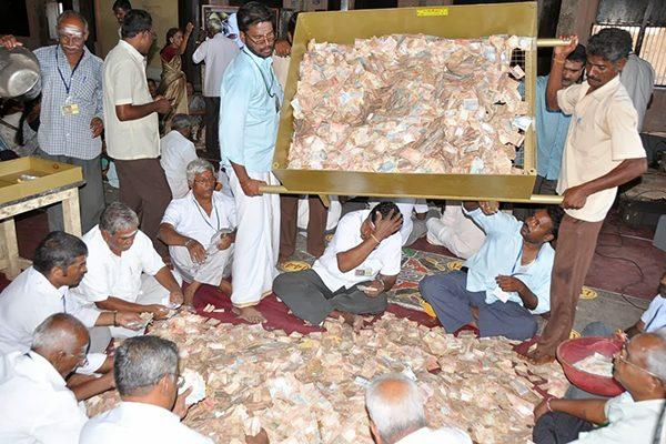 TTD OLd 500 1000 rupees notes 
