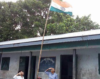Good appreciation for India Independence Day Flag Hoisting Photo!