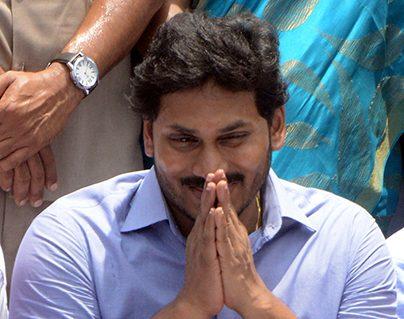 Lucky Escape for Jagan from Chandrababu Naidu Government