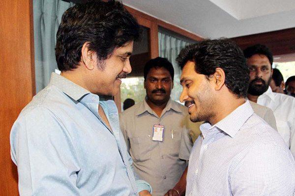 Nagarjuna Fans supports YS Jagan in Nandyal By-Elections
