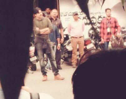 Powerstar Pawan Kalyan Back To Stylish Ways
