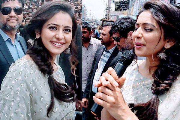 Rakul Preet Singh Launches Big C Mobile shop in kurnool