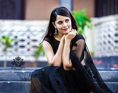 That Guy Rubbed on the Wrong Side- Anasuya Furious