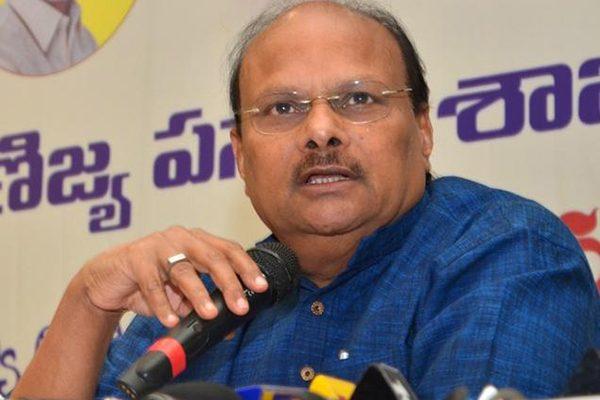 Yanamala Ramakrishnudu comments on YS Jagan