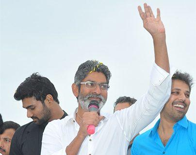 jagapathi babu emotional jaya-janaki-nayaka-vijayotsava-veduka