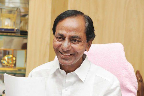 KCR Finalizes Modus-Operandi for Free Fertilizers Scheme