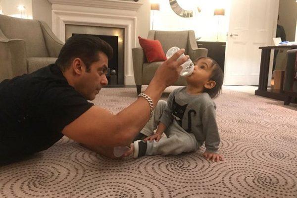 Megastar Salman Khan Child Mode on!