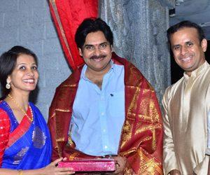 Pawan Kalyan Visited Andhra Prabha Hyderabad Photos