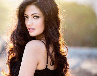 Riya Sen Pulling Down Hero's Pants Creates Huge Storm