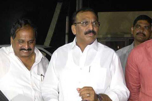 Shilpa Brothers Trying to Get Back to TDP