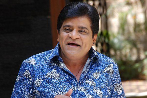 Ali Is Moving Around with a Fevicol Bottle! 