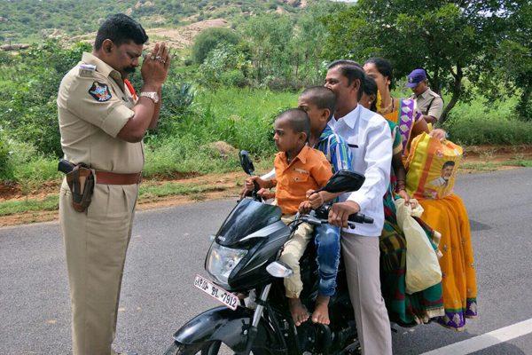 HYD Cop's Remarkable Request to the Family Man