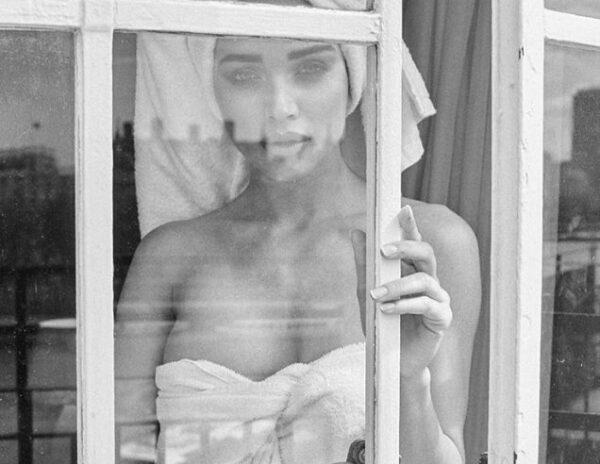 Heroine Amy Jackson in Bath Towel