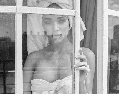 Heroine Amy Jackson in Bath Towel