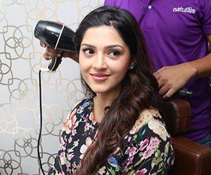Mehreen Pirzada Launches Naturals Beauty Salon at Sanath Nagar