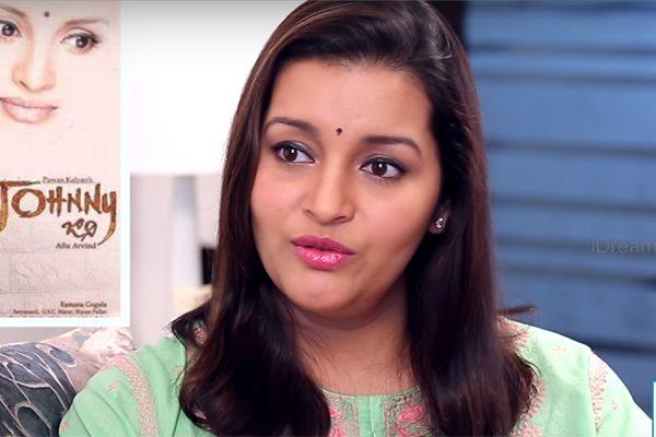 Pawan Kalyan Fans irritating renu desai 