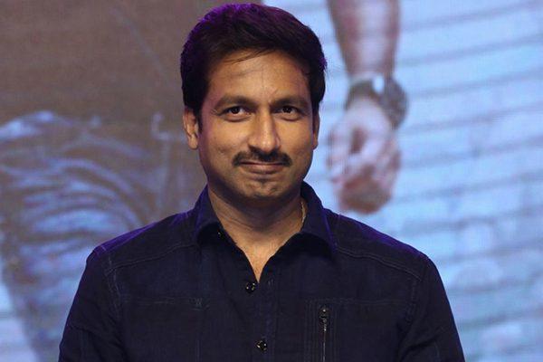 Prabhas'` Fans Irritating Behavior!