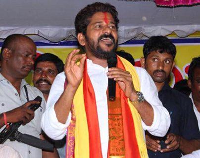 Revanth Reddy Praises Chandrababu Before Congress Bigwigs!