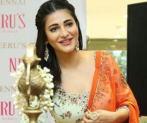 Shruti Haasan Launches Neeru Store in Chennai