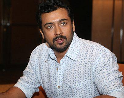 Suriya Took a Class for Fans on the Road