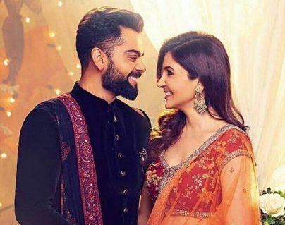 Virat Kohli, Anushka Sharma - the Way They Look at Each Other!