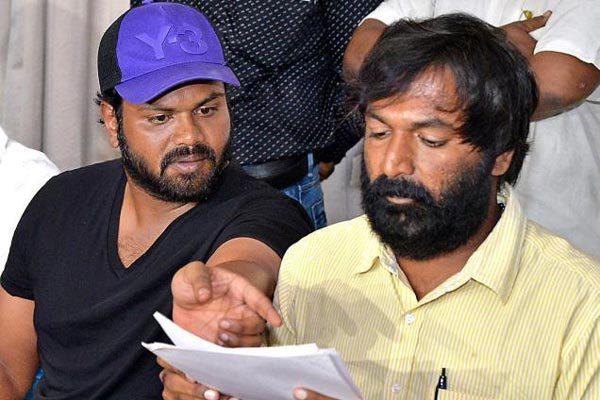 Okkadu Migiladu, Director Ajay Andrews Nuthakki, Manchu Manoj