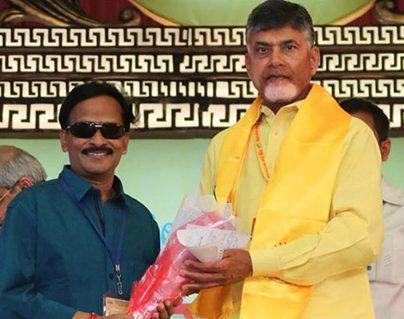 Comedian Venu Madhav Meets Chandrababu Naidu