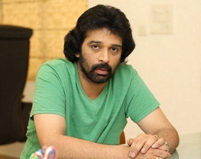 JD Chakravarthy Cares a Damn on Nandi Awards